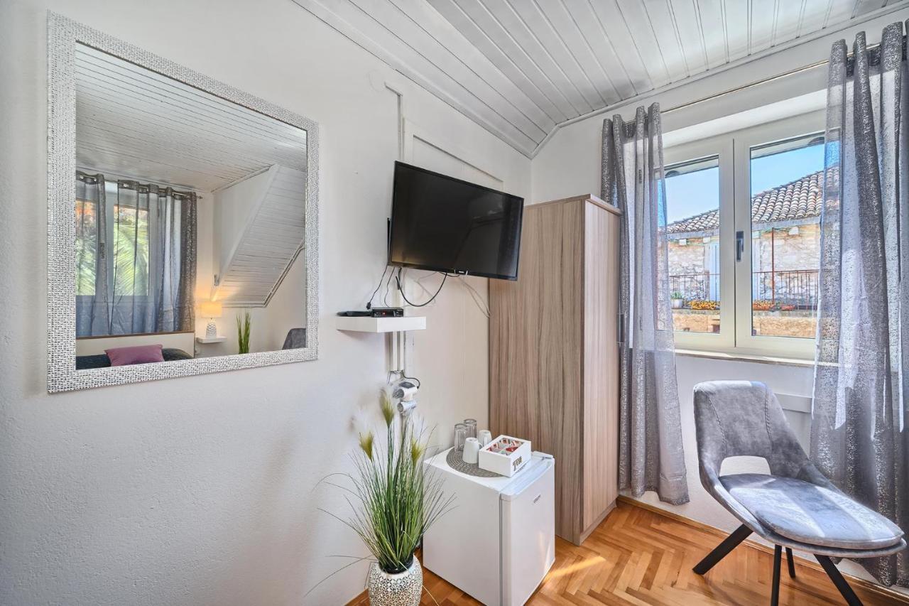 Couple'S Getaway In The Center Of Hvar W/Sea View هفار المظهر الخارجي الصورة